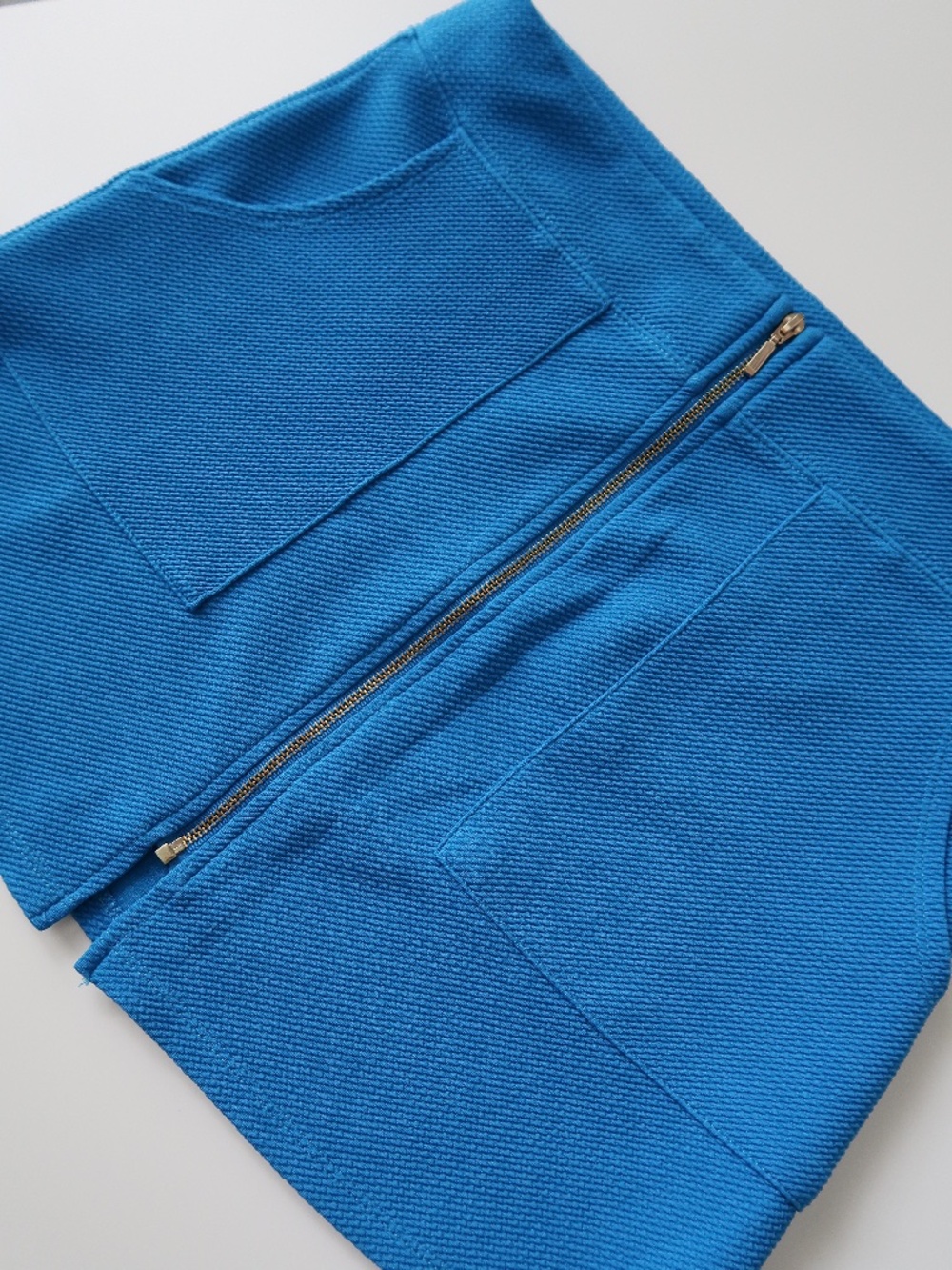 Haute Monde Cobalt Blue Textured Mini Skirt Gold Zip Front | Size M